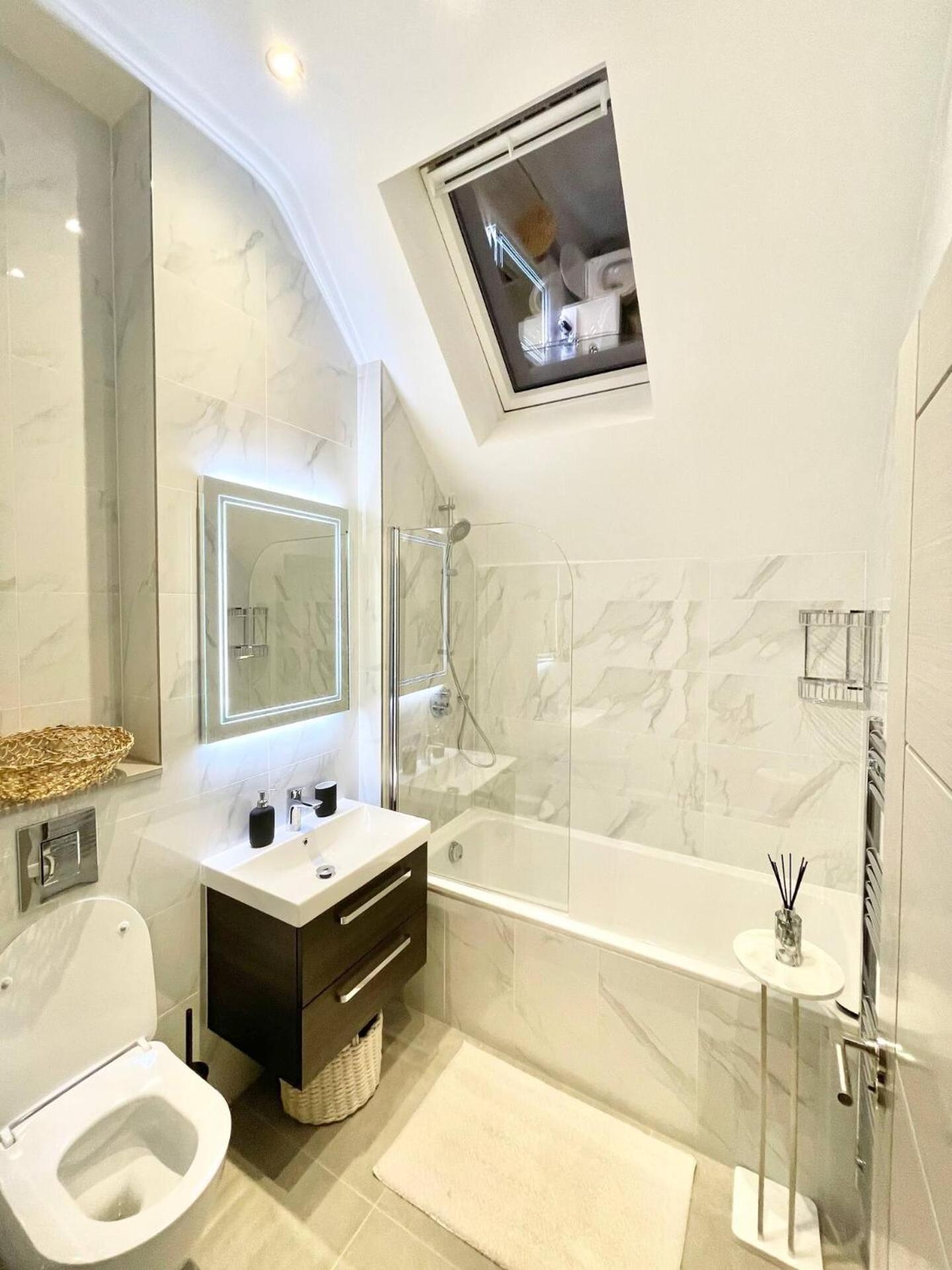 D & D Luxury Apartments Станмор Экстерьер фото