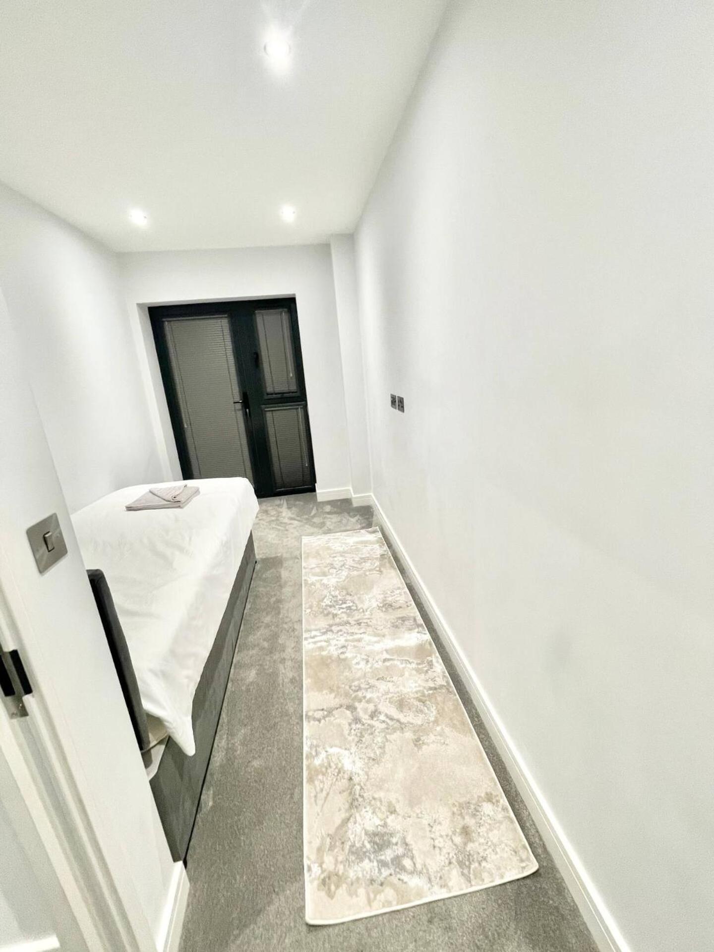 D & D Luxury Apartments Станмор Экстерьер фото